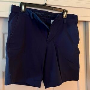 Men’s Vineyard Vines shorts